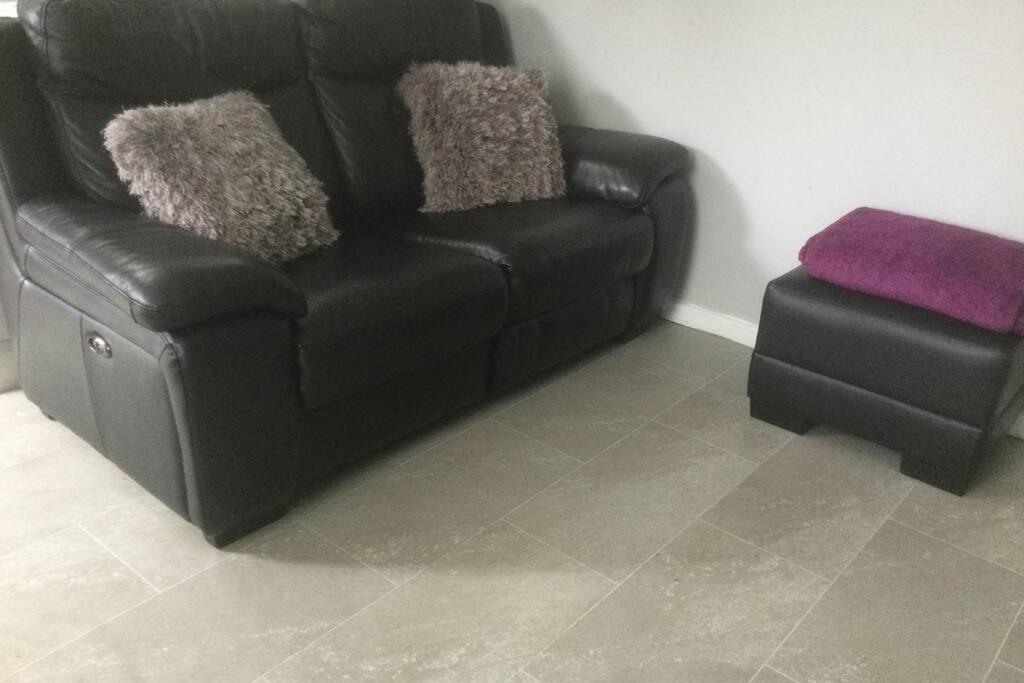Leafy Lytham Central Lovely Ground Floor 1 Bedroom Apartment With Private Garden In Lytham Dog Friendly Lytham St Annes Extérieur photo